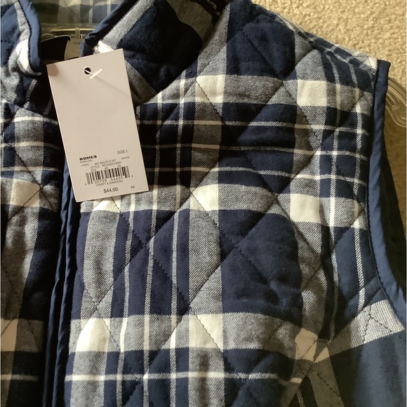 Croft & Barrow NWT Quilted Vest - Picture 2 of 10